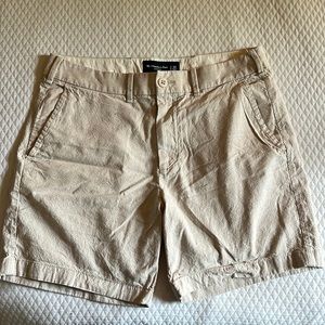 Abercrombie and Fitch - Light Brown Twill Plainfront Shorts (Size: 32)